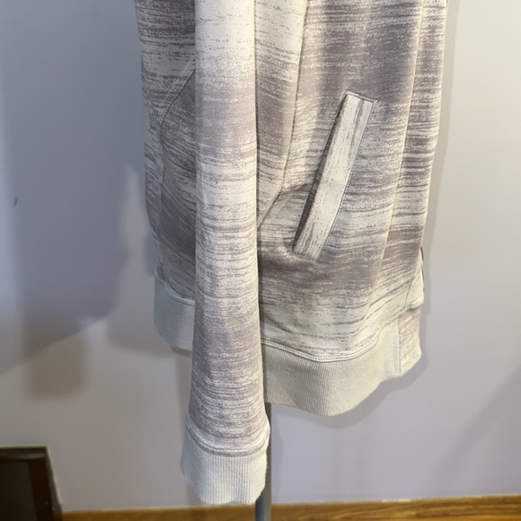 Lululemon Mula Bundle Wrap - Picture 9 of 17